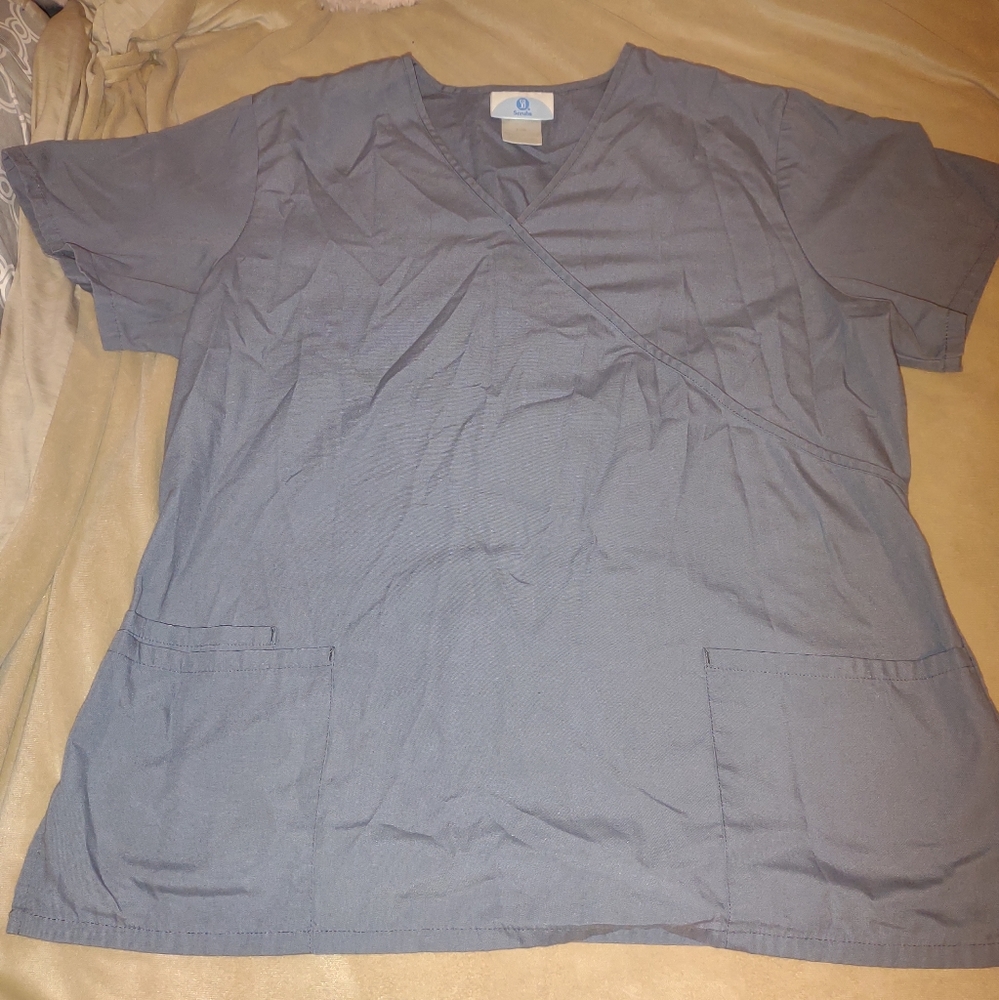 Scrubs set